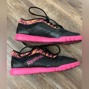 Reebok Dance Urlead 2.0 Black/Candy Pink Activewear Lace Up Sneaker Size 7